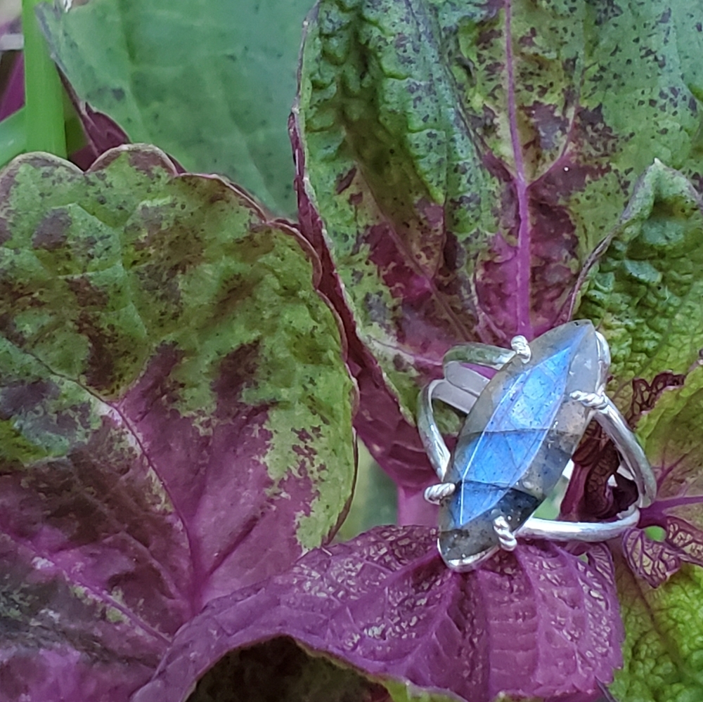 Labradorite statement ring - Picture 5 of 5